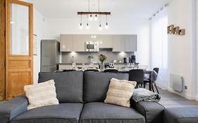 Le Divillien - Bel Et Grand Appartement Idealement Situe